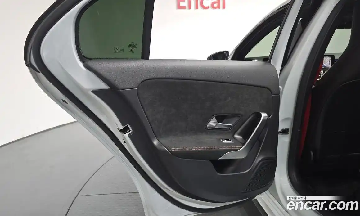 Mercedes-Benz A-Class 2021 2.0 гидро, фото 15 Mercedes-Benz A-Class 2021 2.0 гидро, фото 15