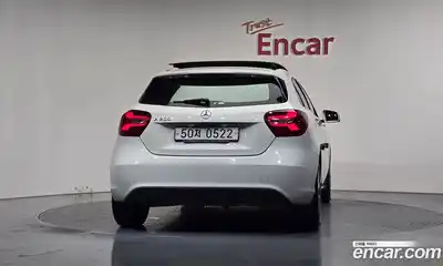 Mercedes-Benz A-Class 2016 1.6 гидро, миниатюра 4