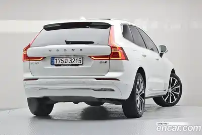 Volvo XC60 2024 2.0 автомат (гидро), миниатюра 2