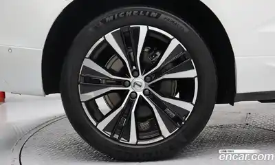 Volvo XC60 2024 2.0 автомат (гидро), миниатюра 6