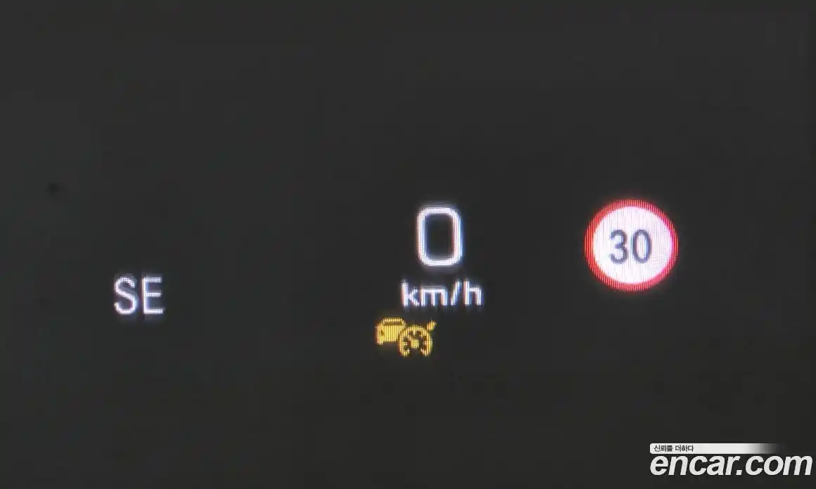 Mercedes-Benz E-Class 2019 4.0 гидро, фото 17 Mercedes-Benz E-Class 2019 4.0 гидро, фото 17