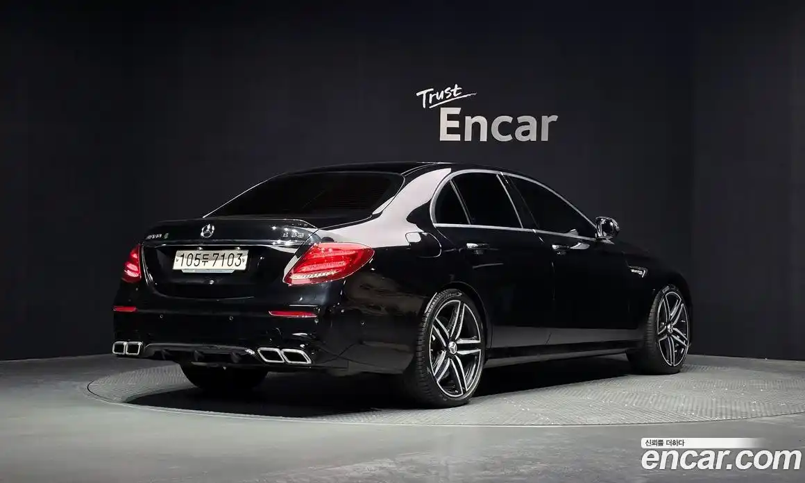 Mercedes-Benz E-Class 2019 4.0 гидро, фото 2 Mercedes-Benz E-Class 2019 4.0 гидро, фото 2