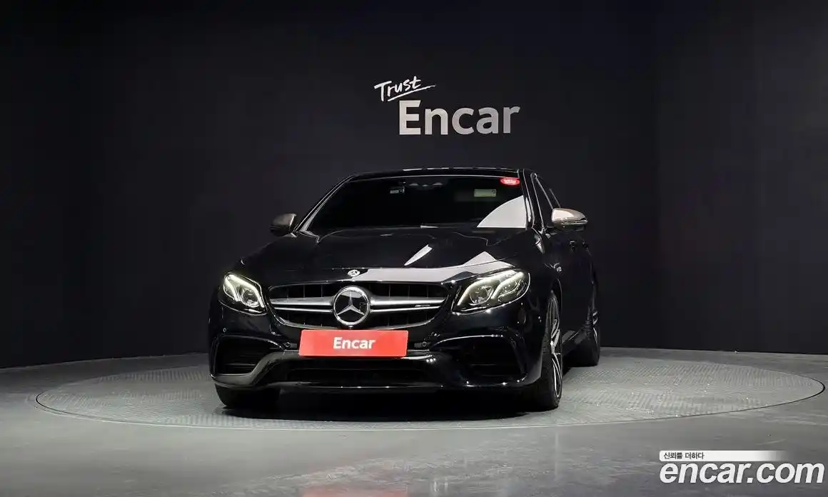 Mercedes-Benz E-Class 2019 4.0 гидро, фото 3 Mercedes-Benz E-Class 2019 4.0 гидро, фото 3