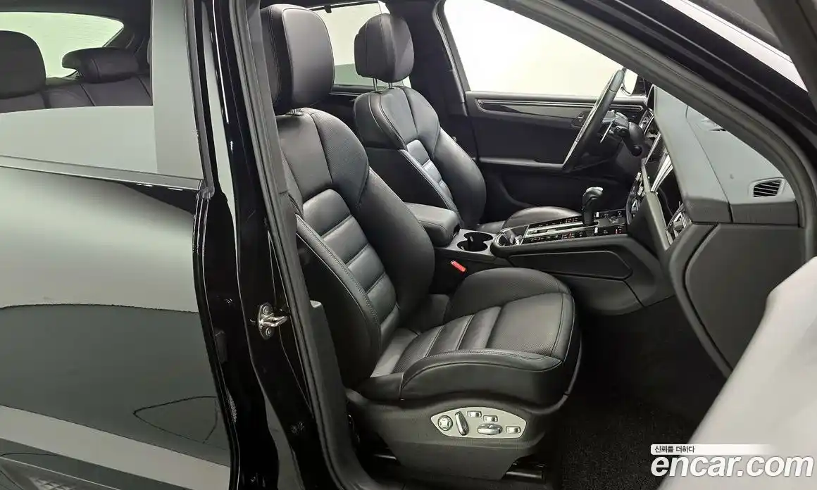 Porsche Macan 2024 2.0 автомат (гидро), фото 12