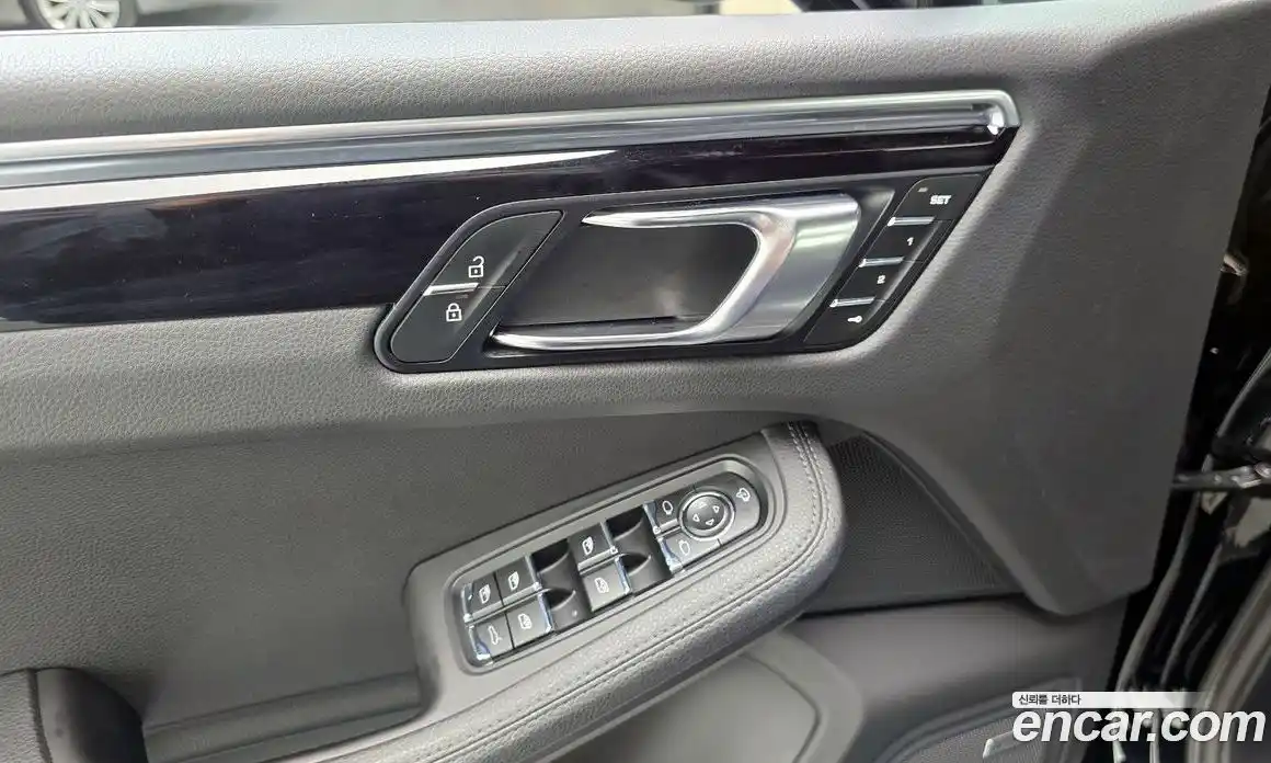 Porsche Macan 2024 2.0 автомат (гидро), фото 14