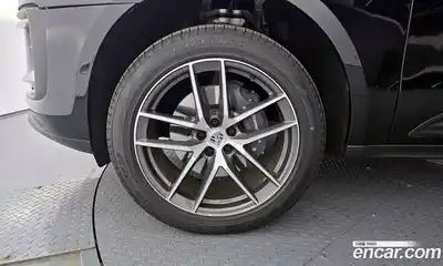 Porsche Macan 2024 2.0 автомат (гидро), миниатюра 5