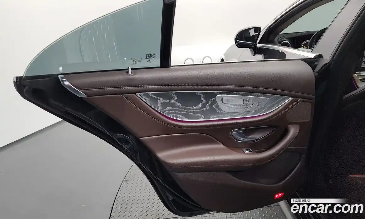 Mercedes-Benz CLS-Class 2019 2.9 гидро, фото 15 Mercedes-Benz CLS-Class 2019 2.9 гидро, фото 15