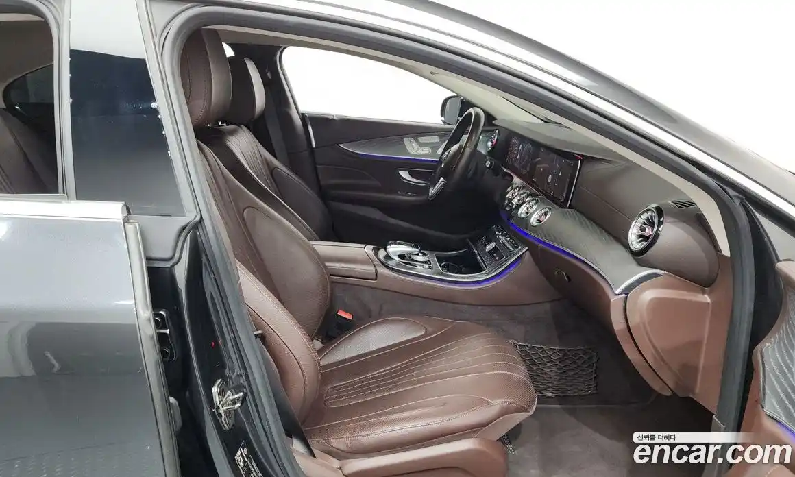 Mercedes-Benz CLS-Class 2019 2.9 гидро, фото 16 Mercedes-Benz CLS-Class 2019 2.9 гидро, фото 16