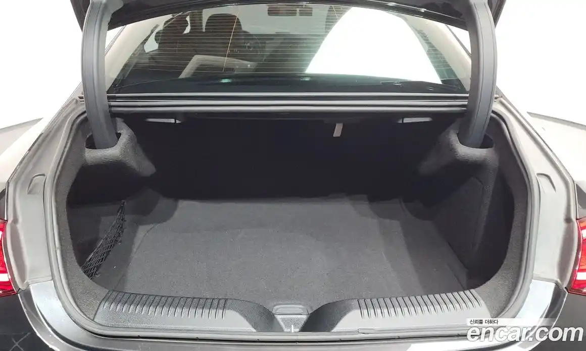 Mercedes-Benz CLS-Class 2019 2.9 гидро, фото 25 Mercedes-Benz CLS-Class 2019 2.9 гидро, фото 25