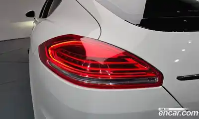 Porsche Panamera 2010 4.8 автомат (гидро), миниатюра 8