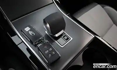 Land Rover Range Rover Velar 2025 3.0 автомат (гидро), миниатюра 12