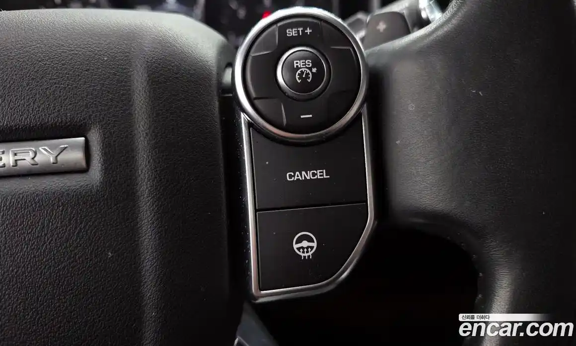 Land Rover Discovery 2018 2.0 автомат (гидро), фото 30