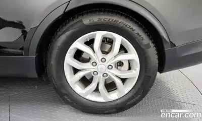 Land Rover Discovery 2018 2.0 автомат (гидро), миниатюра 7