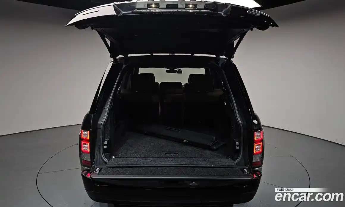 Land Rover Range Rover 2017 5.0 автомат (гидро), фото 26