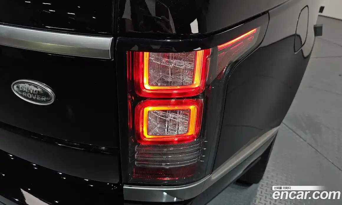 Land Rover Range Rover 2017 5.0 автомат (гидро), фото 9