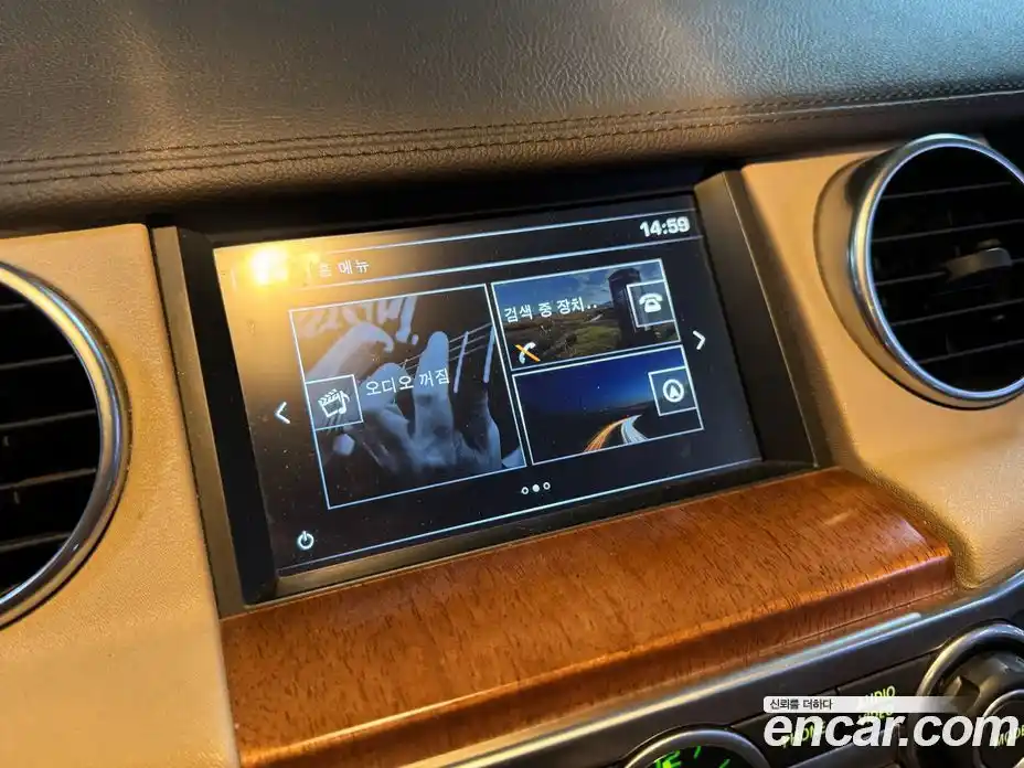 Land Rover Discovery 2016 3.0 автомат (гидро), фото 14