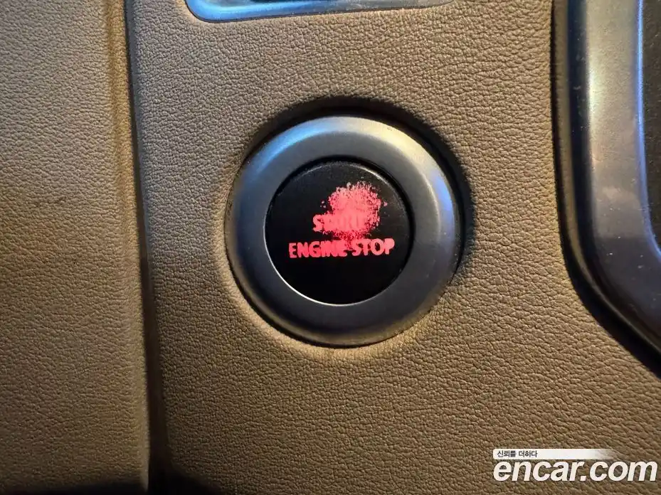 Land Rover Discovery 2016 3.0 автомат (гидро), фото 16