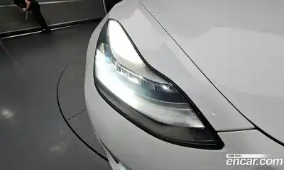 Tesla Model 3 2020 0.1 гидро, миниатюра 8