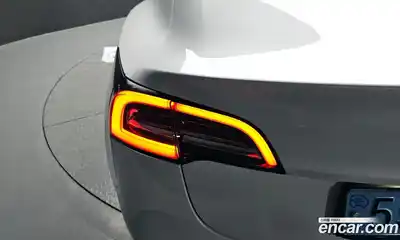 Tesla Model 3 2020 0.1 гидро, миниатюра 9