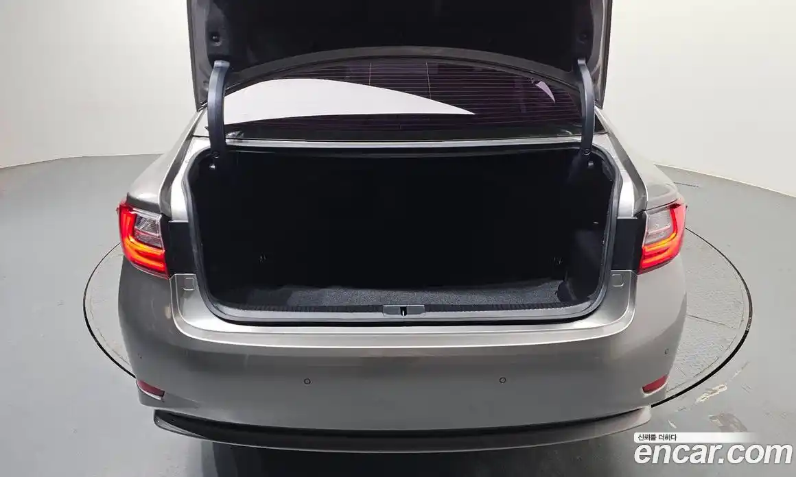 Lexus ES 2017 2.5 гидро, фото 20