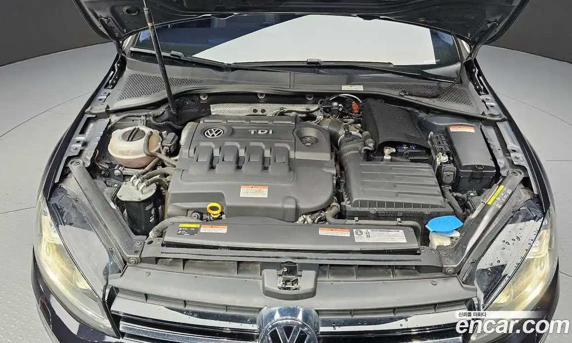Volkswagen Golf 2015 2.0 автомат (гидро), фото 6