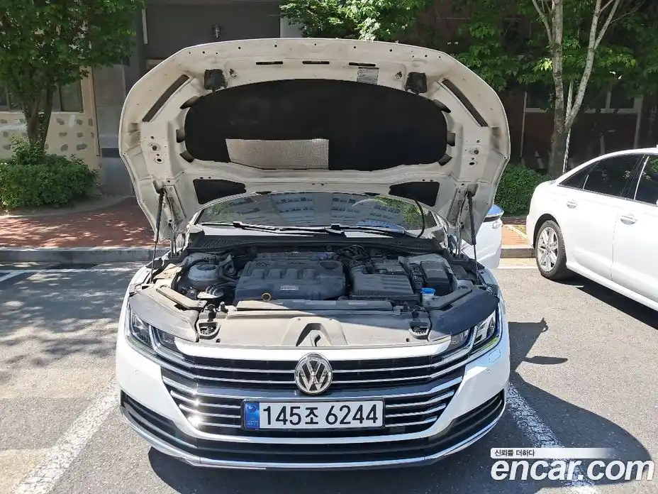 Volkswagen Arteon 2019 2.0 автомат (гидро), фото 8