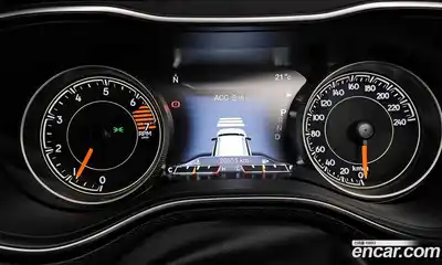 Jeep Cherokee 2020 2.4 автомат (гидро), миниатюра 11