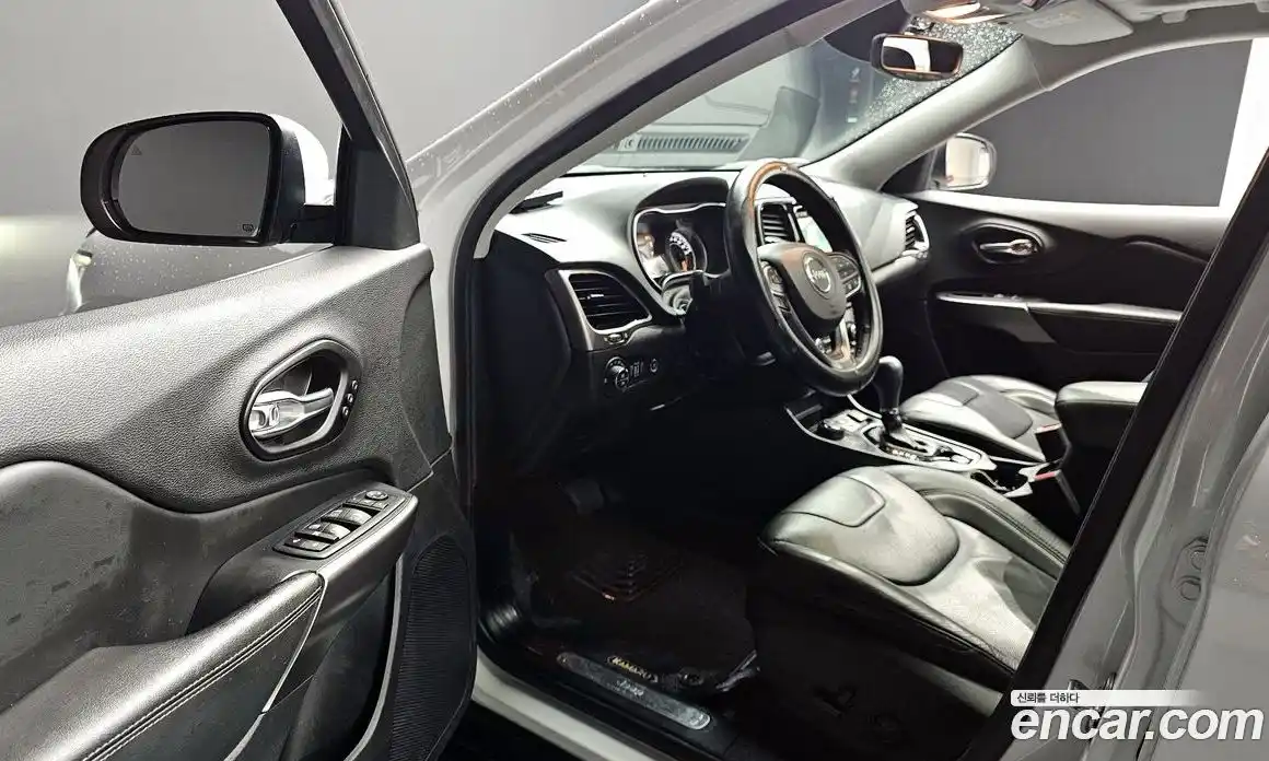 Jeep Cherokee 2020 2.4 автомат (гидро), фото 13