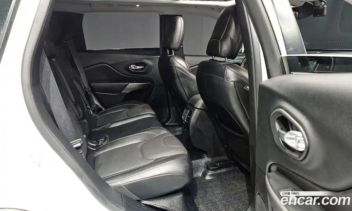 Jeep Cherokee 2020 2.4 автомат (гидро), фото 18
