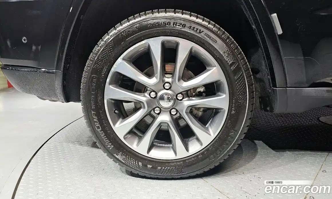 Jeep Cherokee 2018 3.0 автомат (гидро), фото 5