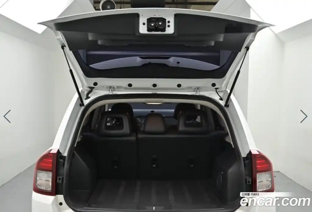 Jeep Compass 2016 2.4 автомат (гидро), фото 19