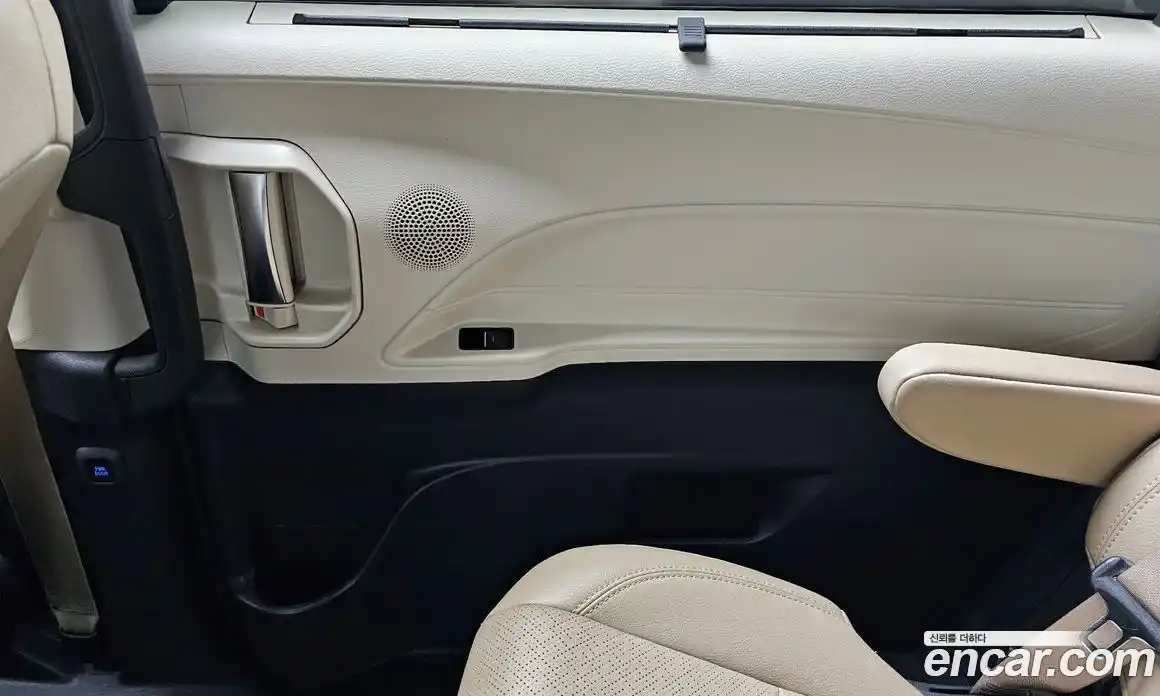 Toyota Sienna 2024 2.5 гидро, фото 15