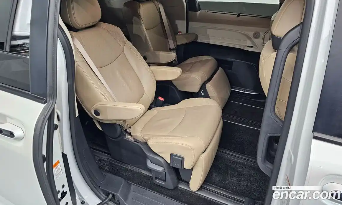 Toyota Sienna 2024 2.5 гидро, фото 17