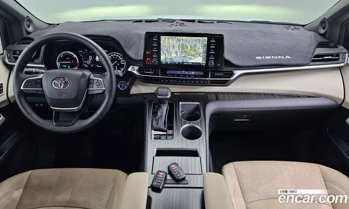 Toyota Sienna 2024 2.5 гидро, фото 10