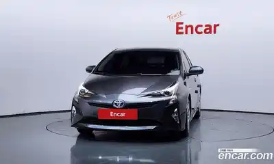 Toyota Prius 2017 1.8 гидро, миниатюра 3