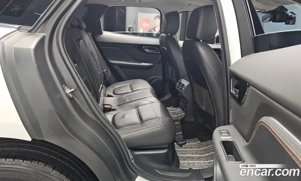 Jaguar F-Pace 2019 2.0 гидро, фото 16