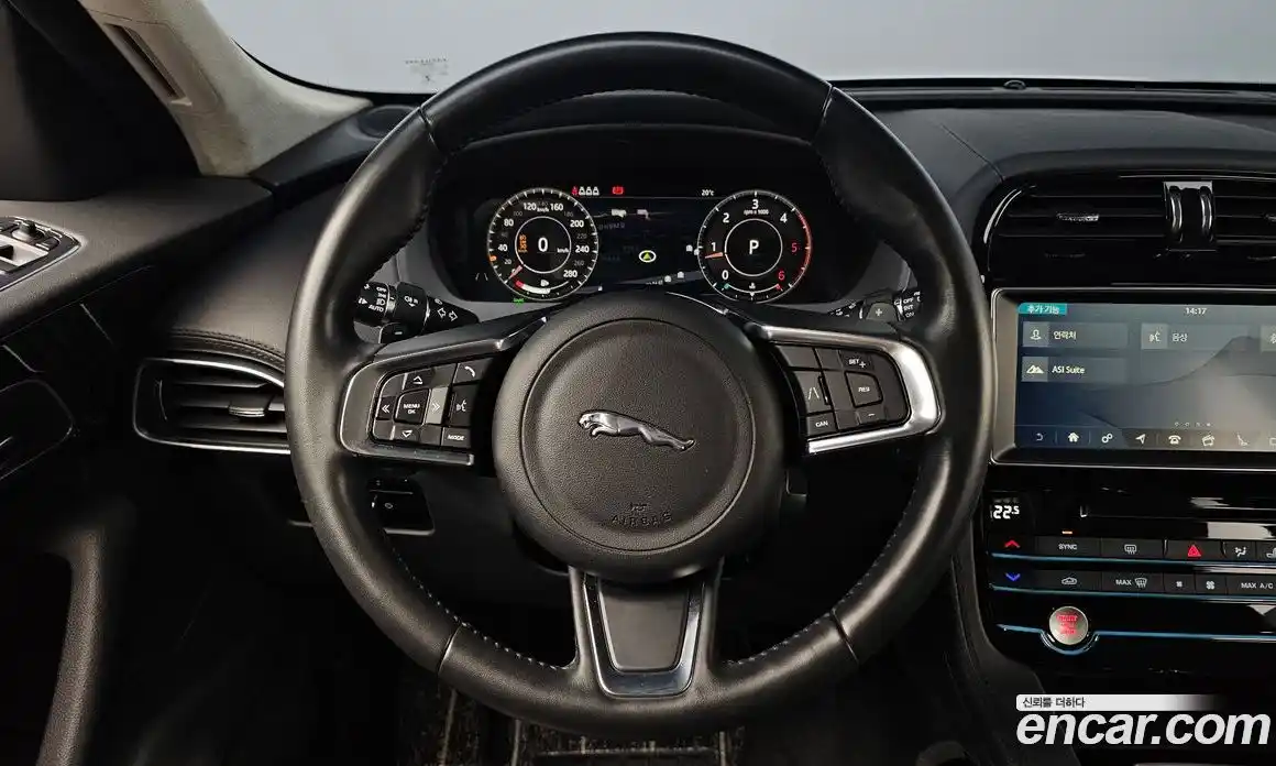 Jaguar F-Pace 2019 2.0 гидро, фото 18