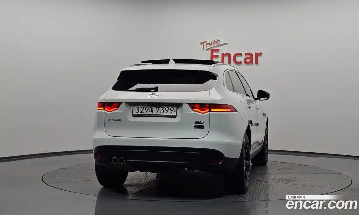 Jaguar F-Pace 2019 2.0 гидро, фото 3