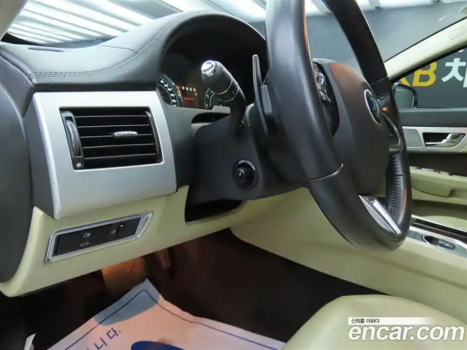 Jaguar XF 2014 2.0 гидро, фото 14