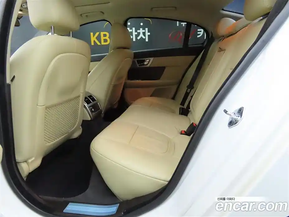 Jaguar XF 2014 2.0 гидро, фото 6