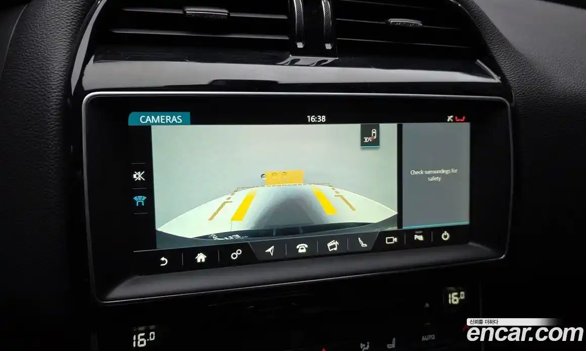 Jaguar XE 2016 2.0 гидро, фото 15