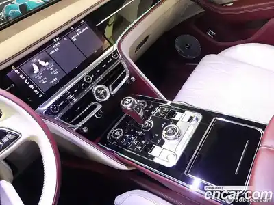 Bentley Flying Spur 2023 4.0 гидро, миниатюра 11