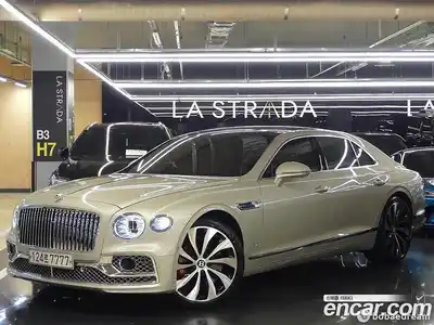 Bentley Flying Spur 2023 4.0 гидро, миниатюра 2