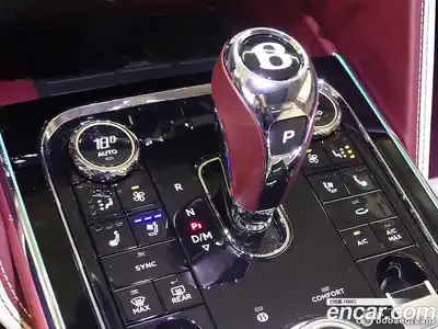 Bentley Flying Spur 2023 4.0 гидро, миниатюра 6