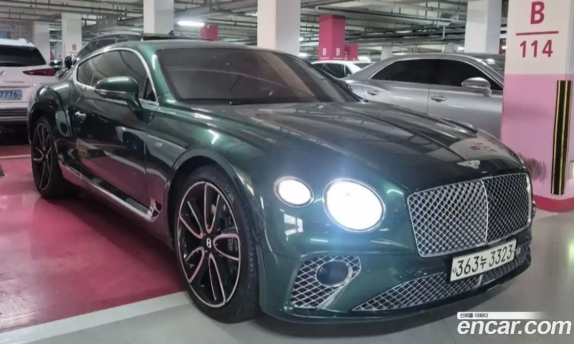 Bentley Continental 2022 4.0 гидро, фото 15