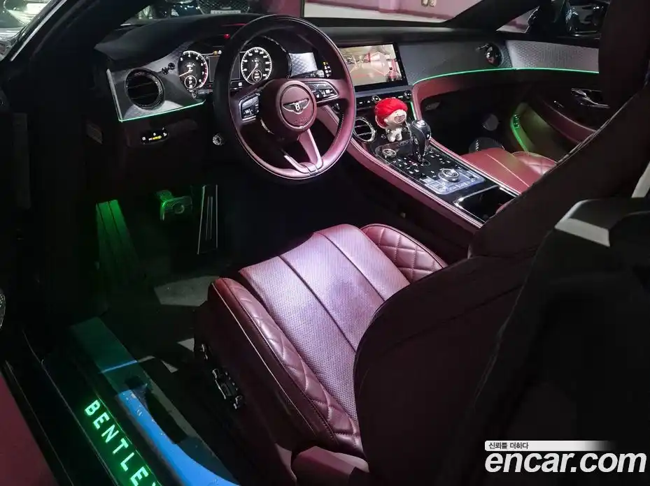 Bentley Continental 2022 4.0 гидро, фото 18