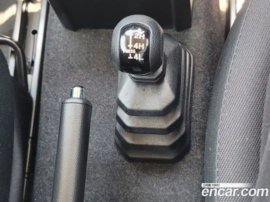Suzuki Jimny 2023 1.5 автомат (гидро), фото 15