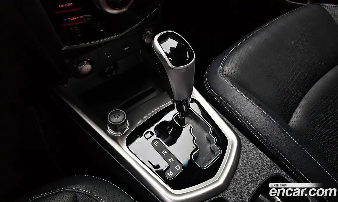 SsangYong TIBOLI 2015 1.6 автомат (гидро), фото 8
