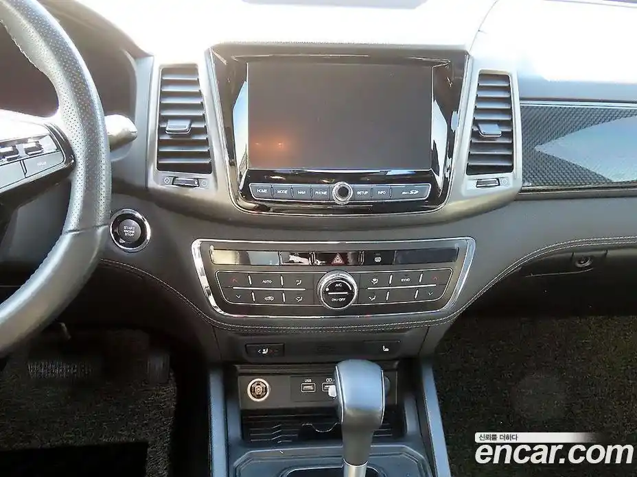 SsangYong Rexton 2023 2.2 автомат (гидро), фото 11