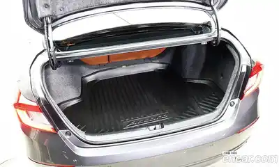 Honda Accord 2019 2.0 автомат (гидро), миниатюра 7